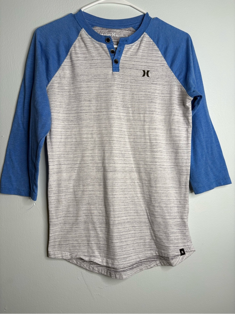 Hurley Blue & Light Gray Raglan Henley Shirt Size Small